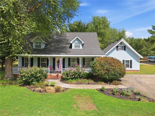 3860 N Gulley Road, Fayetteville, AR 72703