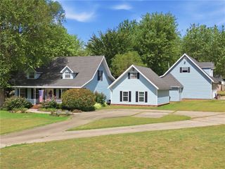 3860 N Gulley Road, Fayetteville, AR 72703