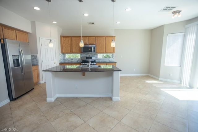 1709 Patrick Thomas Court, North Las Vegas, NV 89086