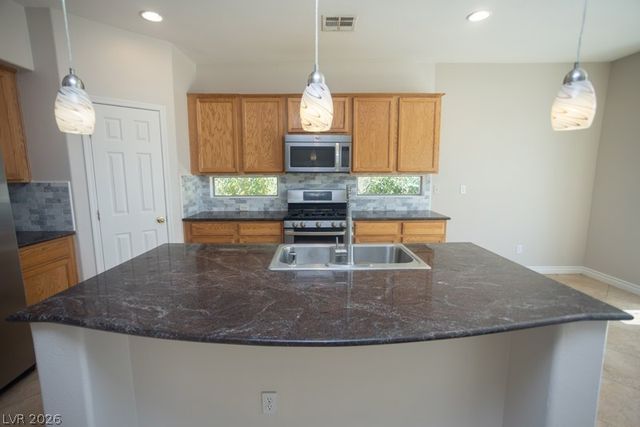 1709 Patrick Thomas Court, North Las Vegas, NV 89086