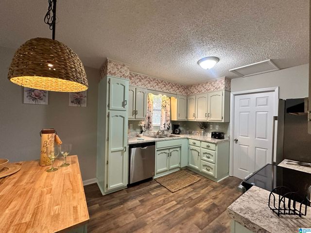 1059 ALICIA DRIVE, Birmingham, AL 35215