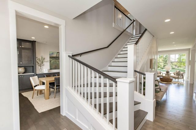2791 Samuel Drive S, Fargo, ND 58104