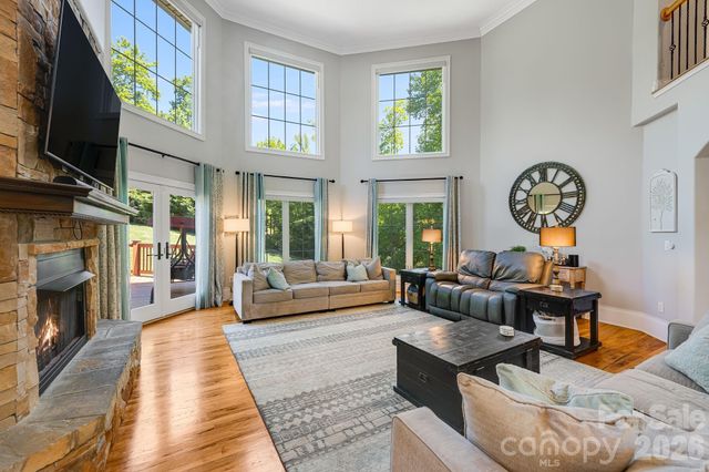 2 Sterling Run Drive, Fletcher, NC 28732