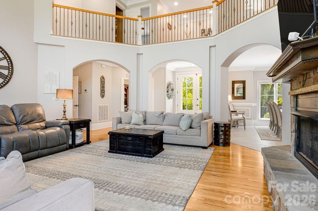 2 Sterling Run Drive, Fletcher, NC 28732