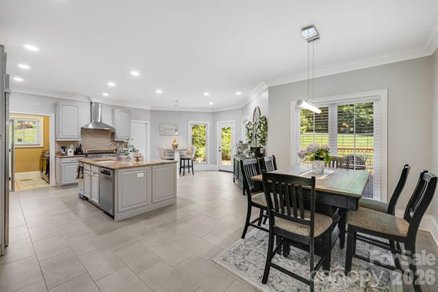 2 Sterling Run Drive, Fletcher, NC 28732