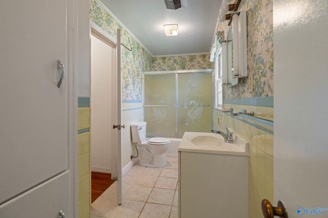 1215 Hermitage Avenue SE, Huntsville, AL 35801