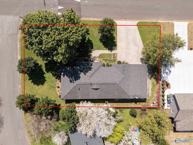 1215 Hermitage Avenue SE, Huntsville, AL 35801