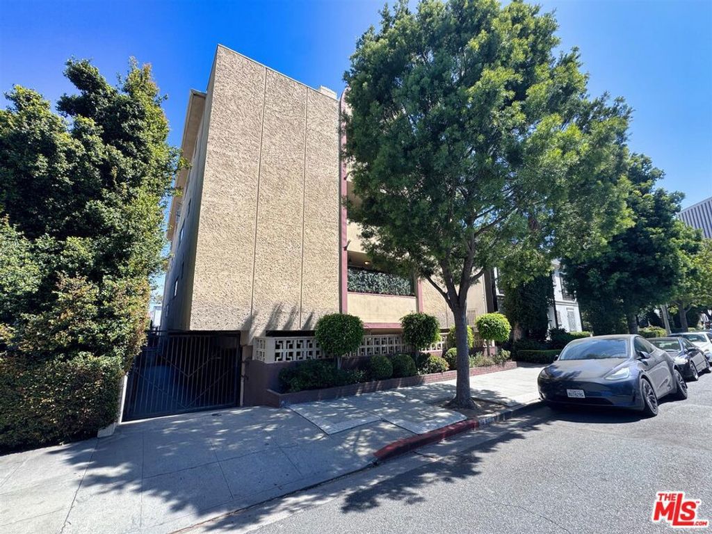 9930 Durant Drive, Beverly Hills, CA 90212 — photo 2