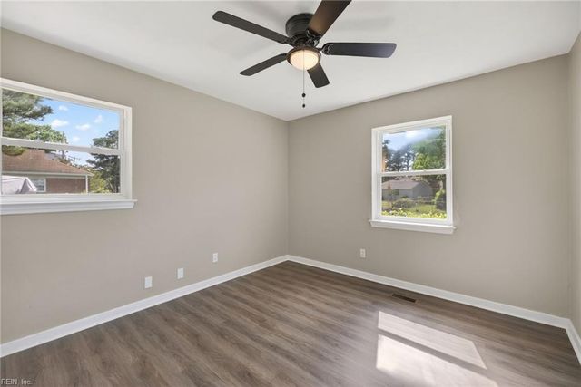 6424 Tappahannock DR, Norfolk, VA 23509
