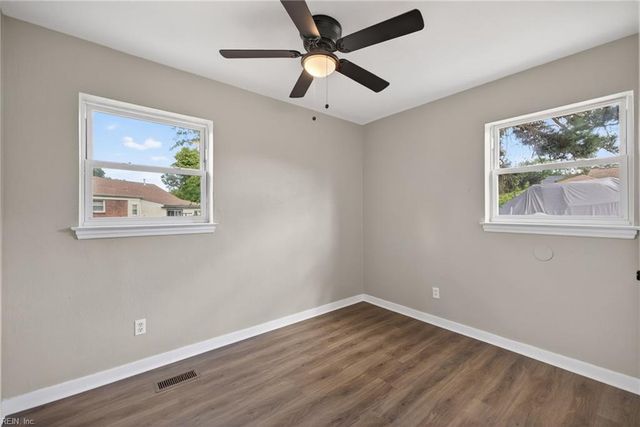 6424 Tappahannock DR, Norfolk, VA 23509