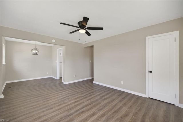 6424 Tappahannock DR, Norfolk, VA 23509