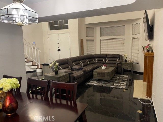 7708 Oakdale Avenue, Winnetka, CA 91306