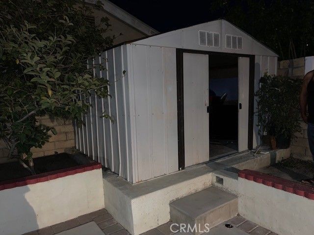 7708 Oakdale Avenue, Winnetka, CA 91306