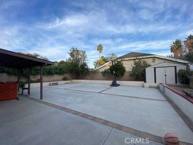 7708 Oakdale Avenue, Winnetka, CA 91306