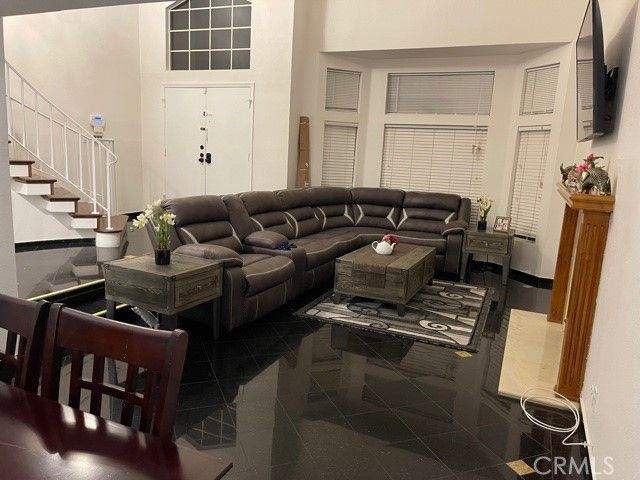 7708 Oakdale Avenue, Winnetka, CA 91306