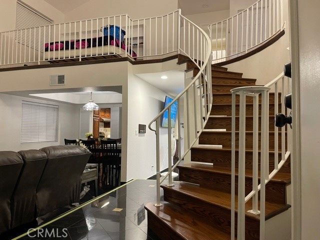 7708 Oakdale Avenue, Winnetka, CA 91306