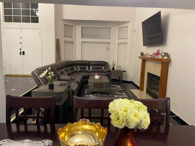 7708 Oakdale Avenue, Winnetka, CA 91306