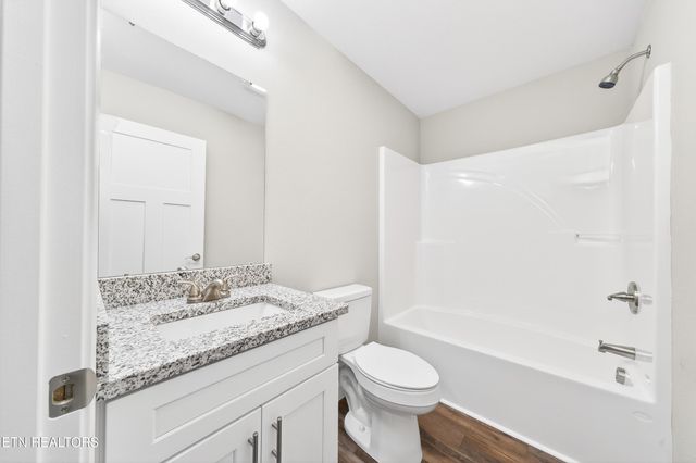 1151 Cook Rd, Crossville, TN 38555