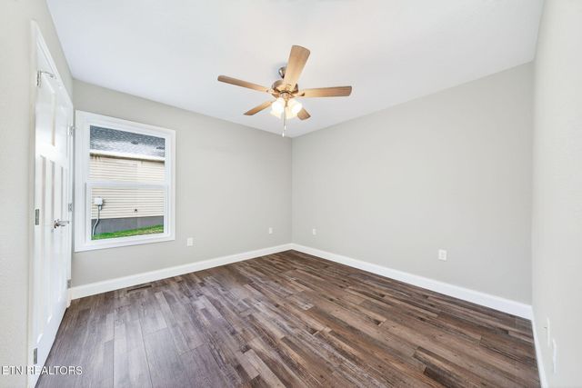 1151 Cook Rd, Crossville, TN 38555