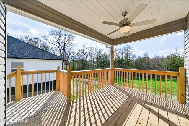 1151 Cook Rd, Crossville, TN 38555