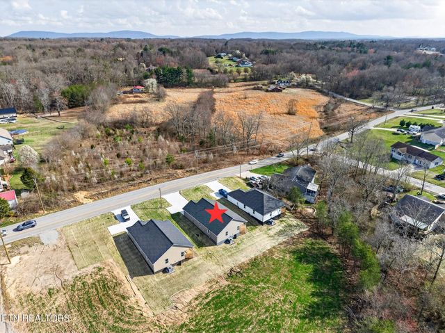 1151 Cook Rd, Crossville, TN 38555