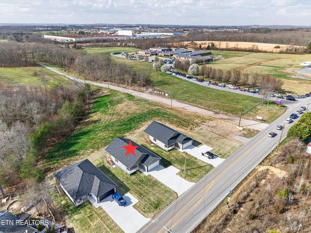 1151 Cook Rd, Crossville, TN 38555