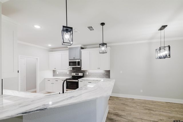 11051 Happy Acres, Tyler, TX 75706