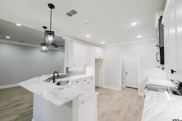 11051 Happy Acres, Tyler, TX 75706