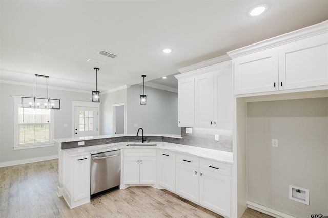 11051 Happy Acres, Tyler, TX 75706