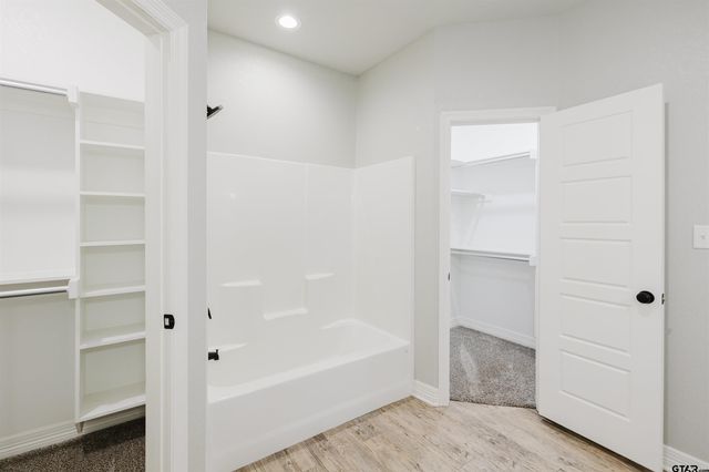 11051 Happy Acres, Tyler, TX 75706