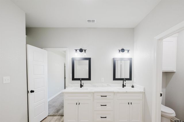 11051 Happy Acres, Tyler, TX 75706