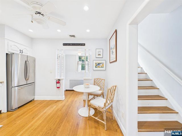 77 Lake Avenue, Midland Park, NJ 07432