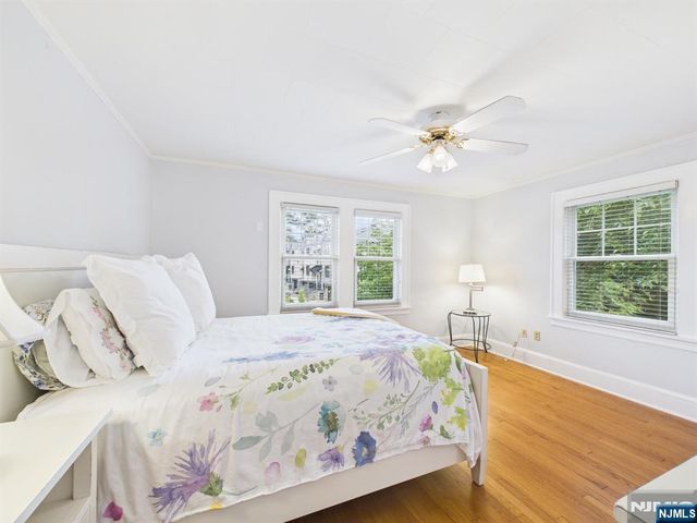 77 Lake Avenue, Midland Park, NJ 07432