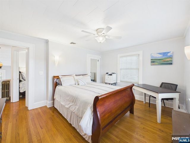 77 Lake Avenue, Midland Park, NJ 07432