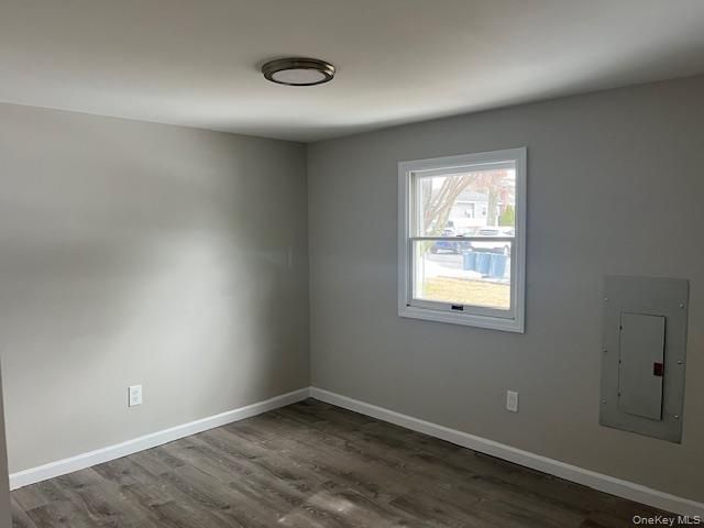 87 Ferndale Avenue, Selden, NY 11784