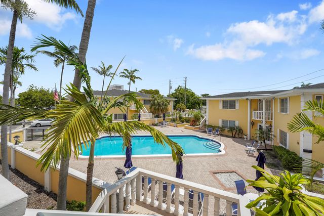 2230 NE 56th Place 223, Fort Lauderdale, FL 33308