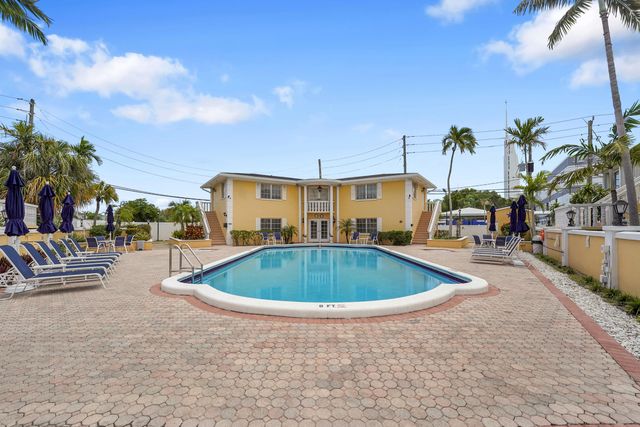 2230 NE 56th Place 223, Fort Lauderdale, FL 33308