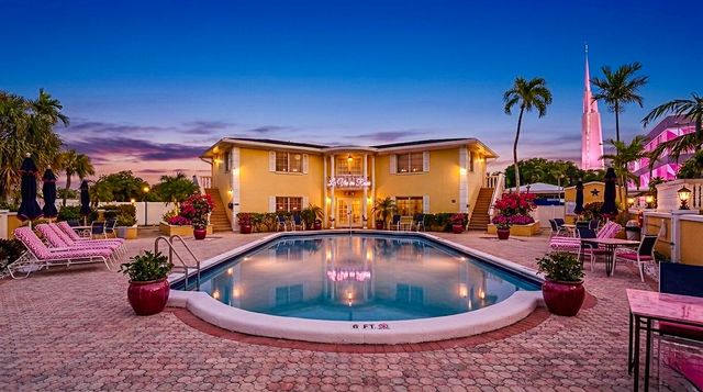 2230 NE 56th Place 223, Fort Lauderdale, FL 33308