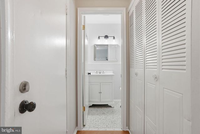 656 TOMLINSON LN, Yardley, PA 19067