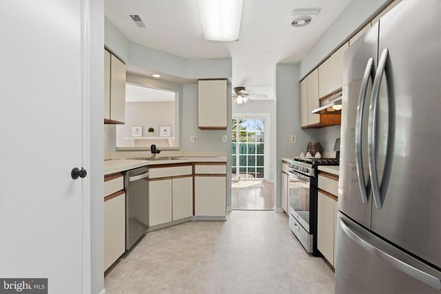 656 TOMLINSON LN, Yardley, PA 19067