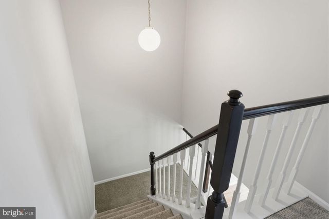 656 TOMLINSON LN, Yardley, PA 19067