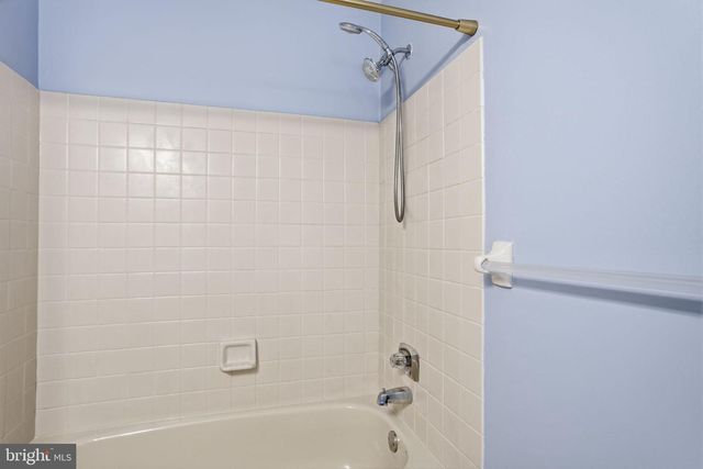 656 TOMLINSON LN, Yardley, PA 19067