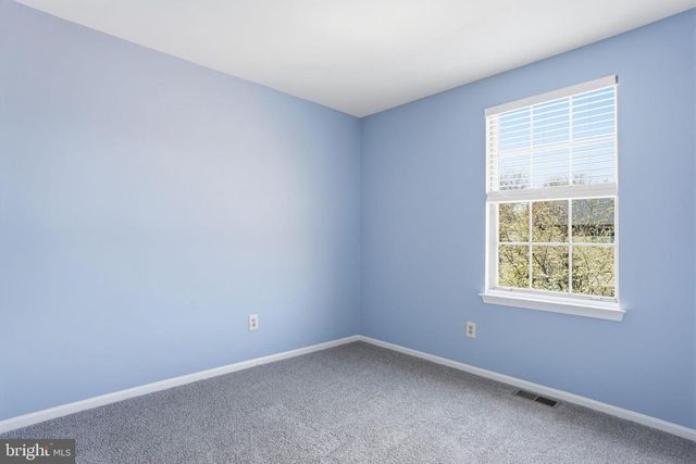 656 TOMLINSON LN, Yardley, PA 19067