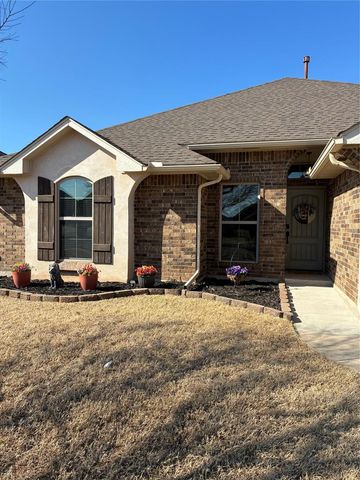3205 San Juan Trail, Moore, OK 73160
