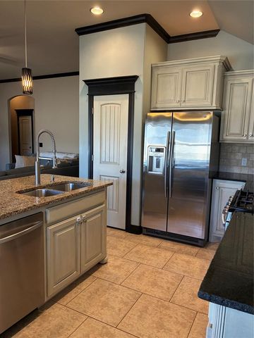 3205 San Juan Trail, Moore, OK 73160