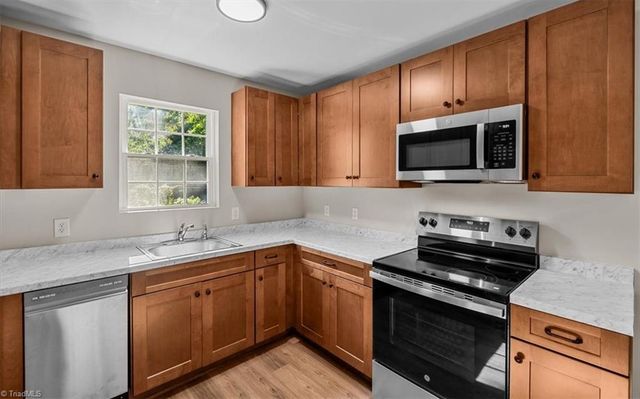 2607 Vickers Avenue, High Point, NC 27262