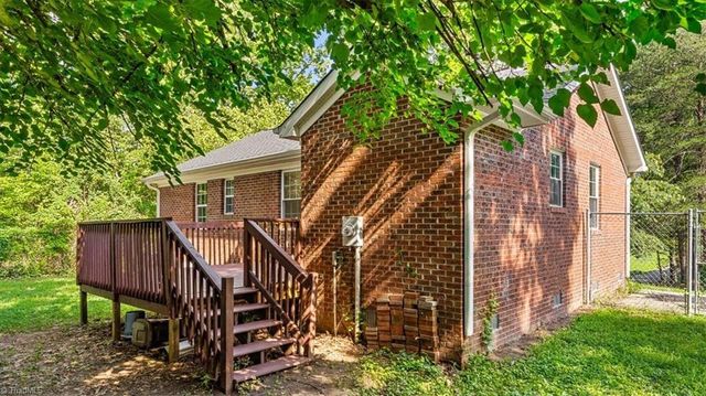 2607 Vickers Avenue, High Point, NC 27262