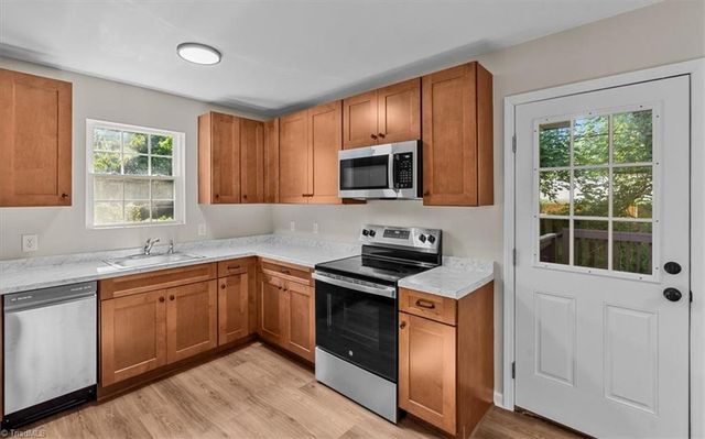 2607 Vickers Avenue, High Point, NC 27262