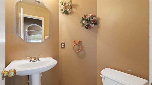 12422 Glenleigh Drive, Houston, TX 77014