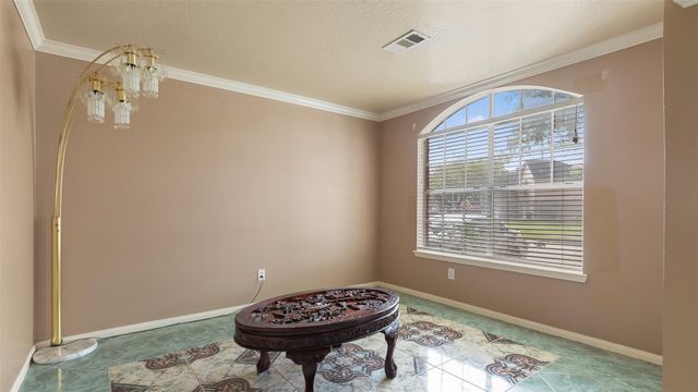 12422 Glenleigh Drive, Houston, TX 77014